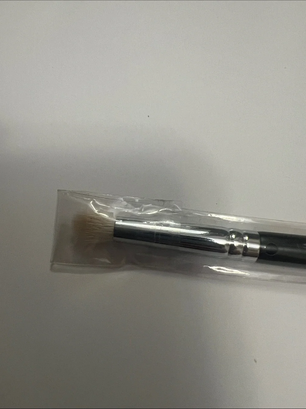 Crease Eyeshadow Brush - Black Handle